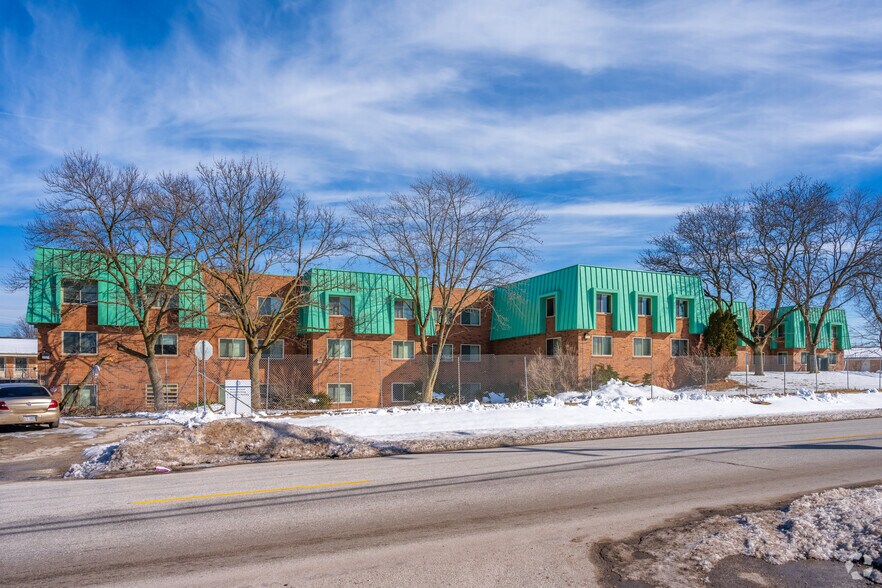 Primary Photo Of 9350 W Fond Du Lac Ave, Milwaukee Skilled Nursing Facility For Sale