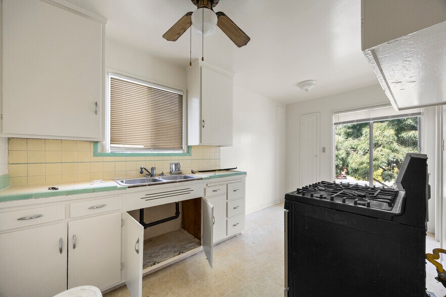 More Photos Of , Berkeley Multifamily For Sale