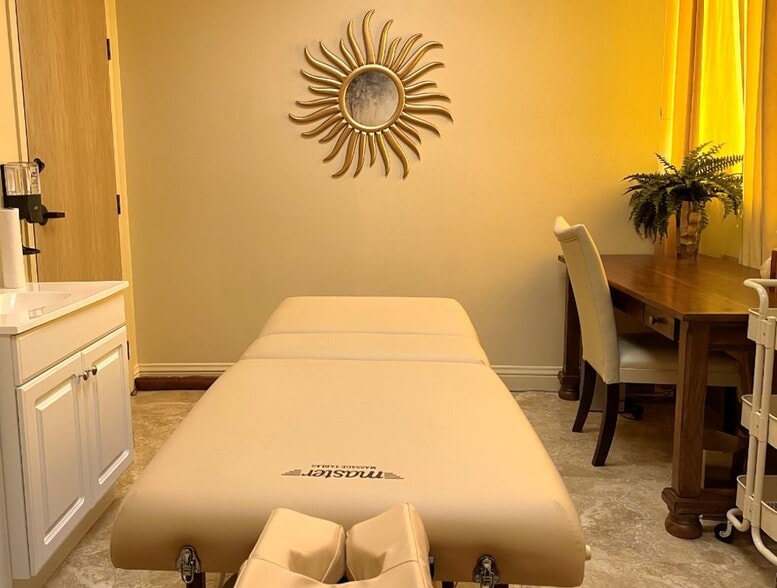 More Photos Of 1000 Quail St, Newport Beach Coworking Space