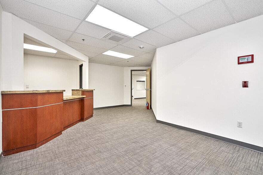 More Photos Of 132 Business Center Dr, Corona Manufacturing For Lease
