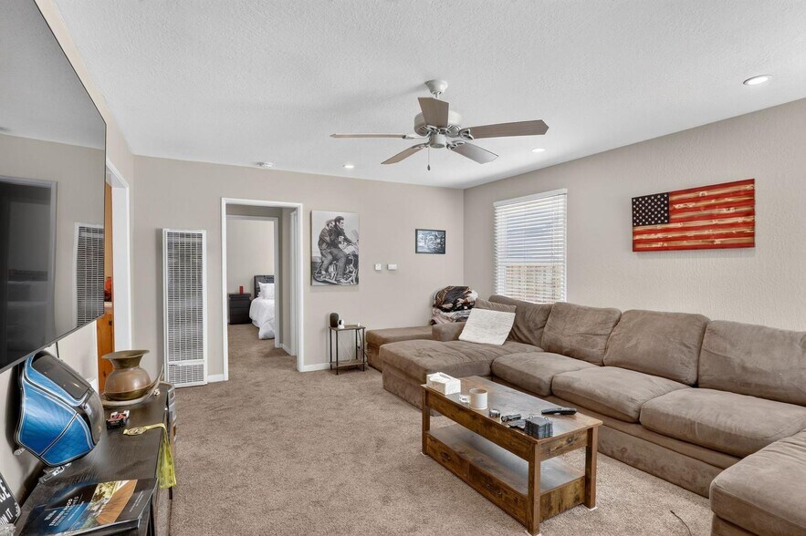 More Photos Of 20847 Chester St, Castro Valley Multifamily For Sale
