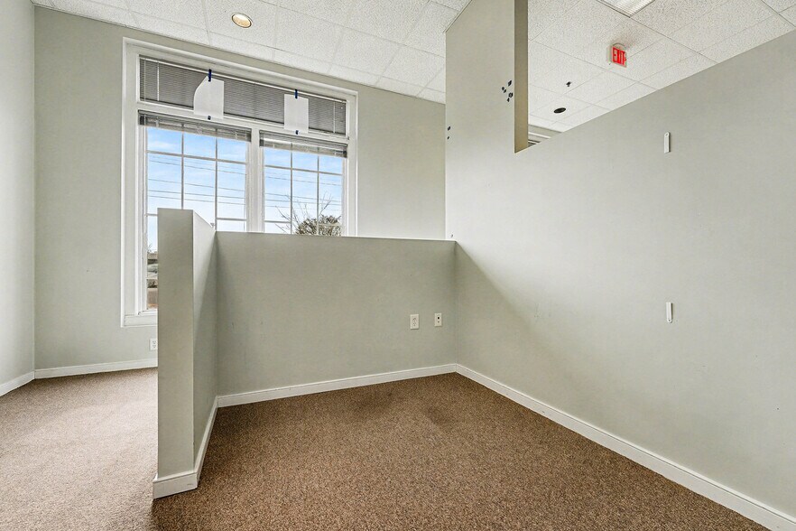 More Photos Of 415-417 Wolfe St, Fredericksburg Medical For Lease