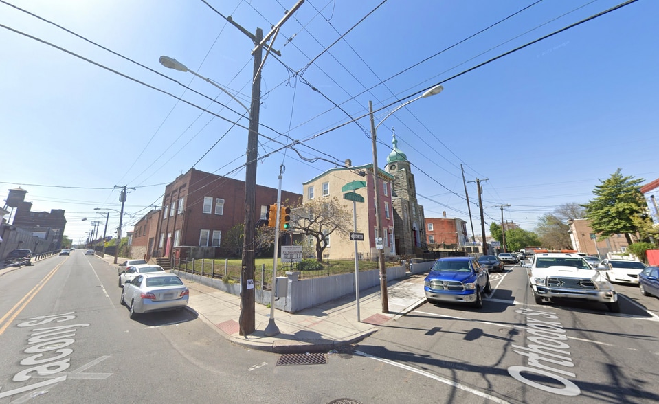 More Photos Of 2226 Orthodox st, Philadelphia Specialty For Sale