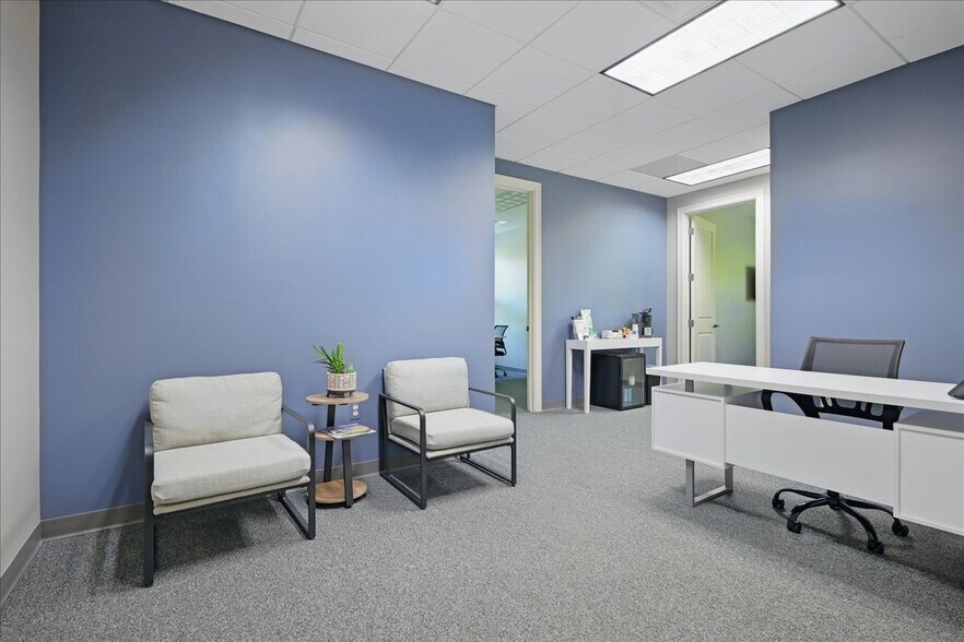 More Photos Of 2545 N Opdyke Rd, Auburn Hills Medical For Sale