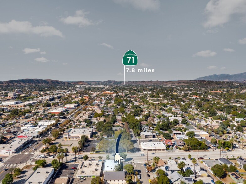 More Photos Of 570 N Towne Ave, Pomona Storefront Retail Office For Sale