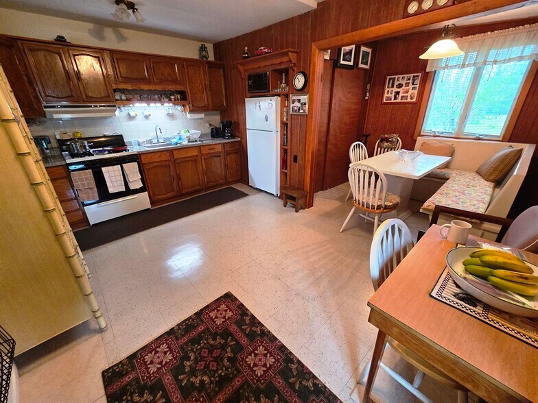 More Photos Of 40 Sparten Hill Rd, Livingston Manor Specialty For Sale