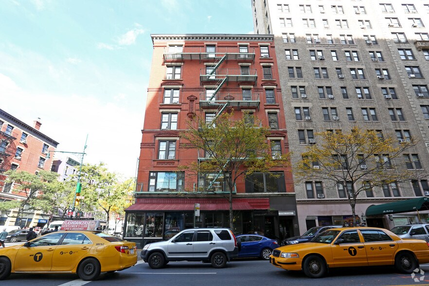 More Photos Of 265 Columbus Ave, New York Apartments For Lease