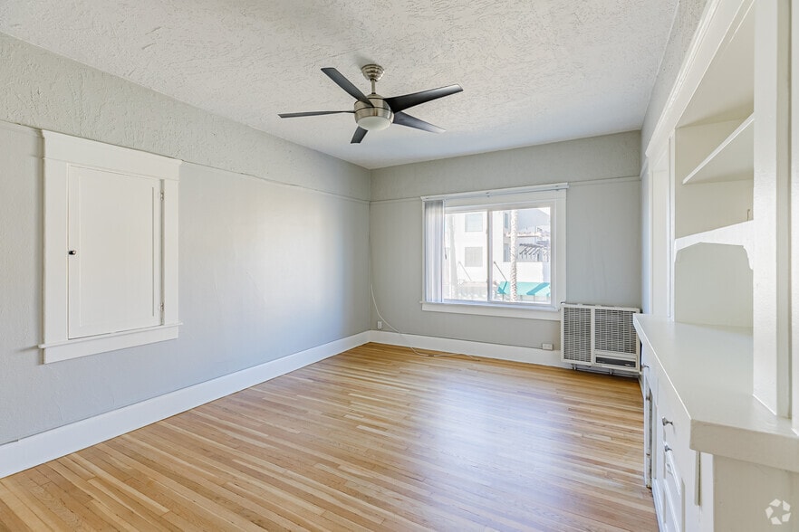 More Photos Of 630 W Washington St, San Diego Apartments For Sale