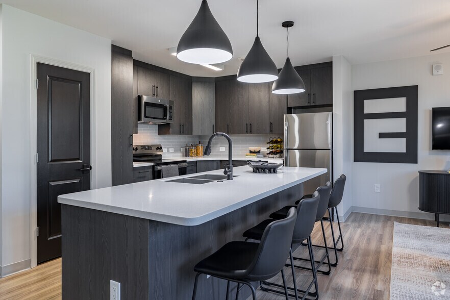 More Photos Of 348-376 NE Auburn Ave, Atlanta Apartments For Lease