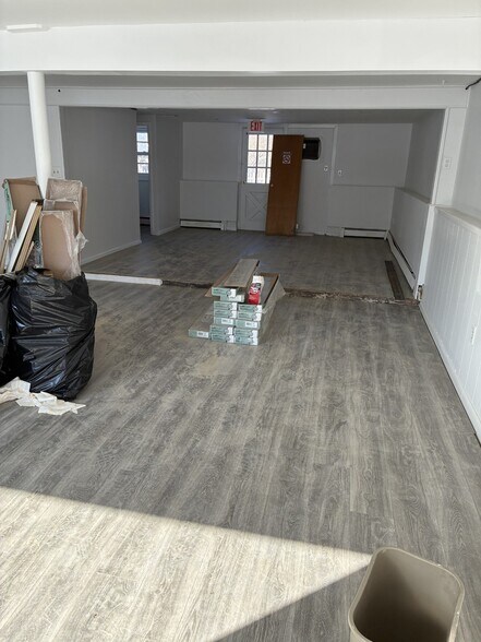 More Photos Of 408 Blooming Grove Tpke, New Windsor Township Office For Lease