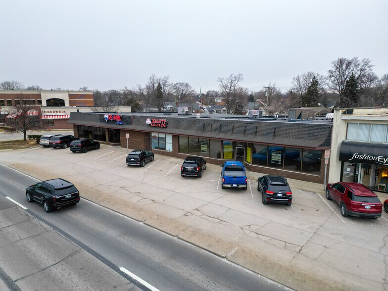 More Photos Of 32778-32782 Woodward Ave, Royal Oak General Retail For Sale