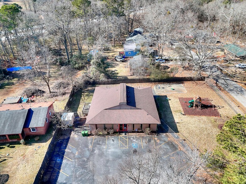 More Photos Of 517 Hill St, Monroe Office For Sale