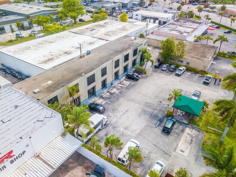 More Photos Of 1928 NE 154th St, North Miami Beach Unknown For Lease