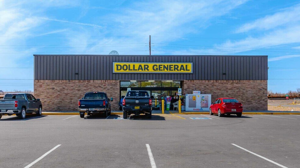 Primary Photo Of 701 W Hopi Dr, Holbrook Convenience Store For Sale