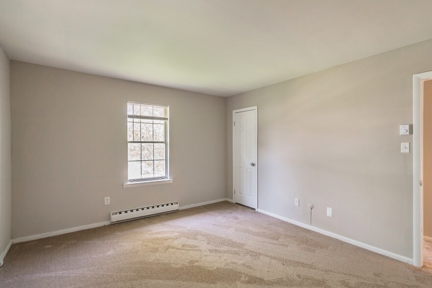 More Photos Of 372-390 W Minor St, Emmaus Apartments For Sale