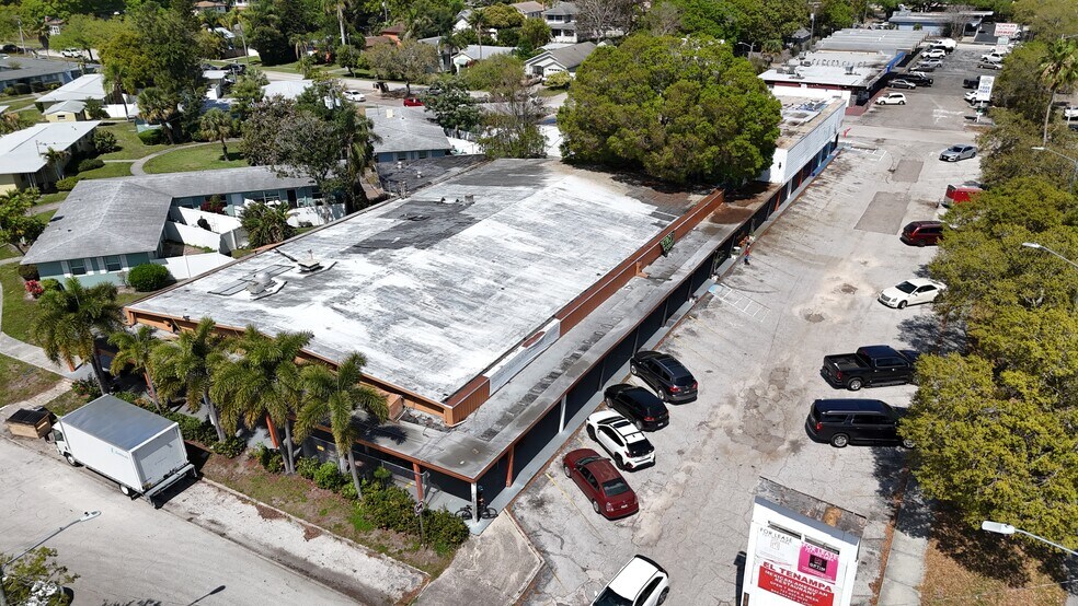 More Photos Of 1900 16th St N, Saint Petersburg Freestanding For Sale