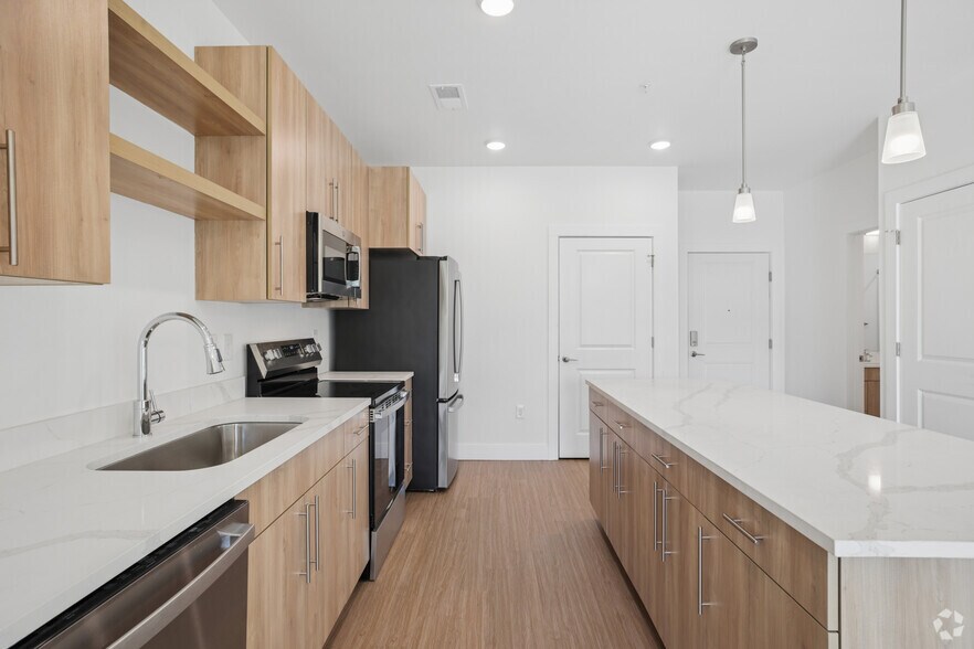 More Photos Of 14801 Statesville Rd, Huntersville Apartments For Sale