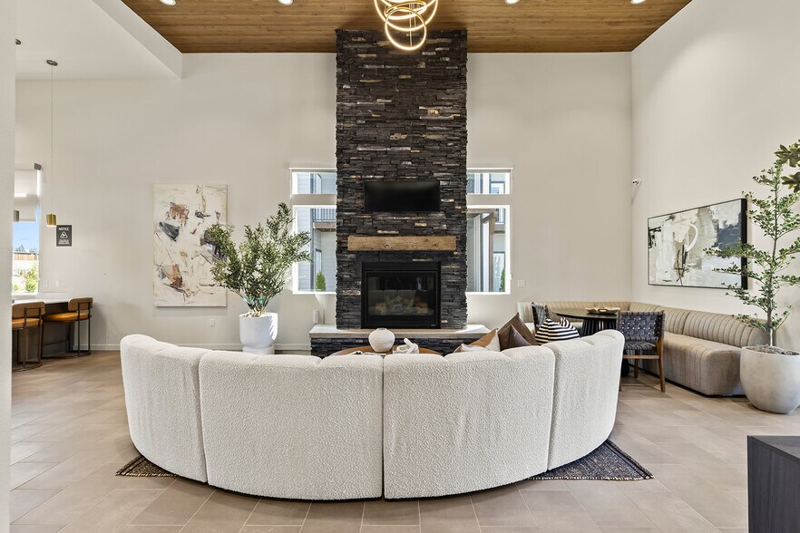 More Photos Of 7011 NE 126th St, Vancouver Apartments For Sale