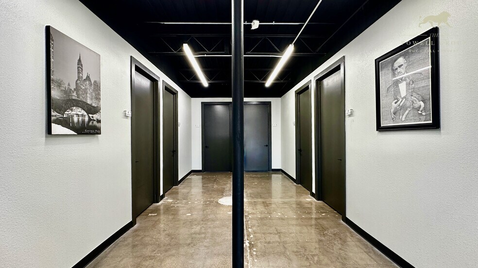 More Photos Of 3610 34th St, Lubbock Office For Sale