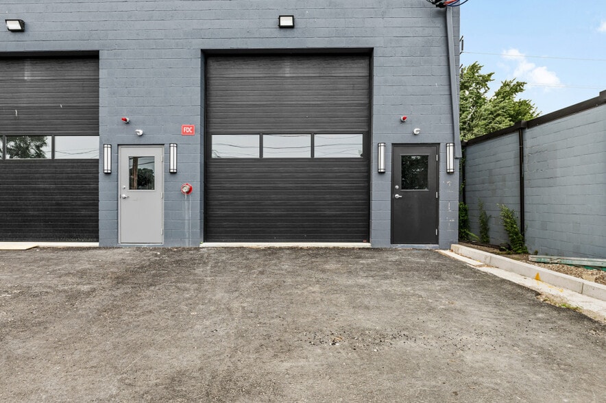 More Photos Of 1130 Eastern Ave, Malden Warehouse For Lease