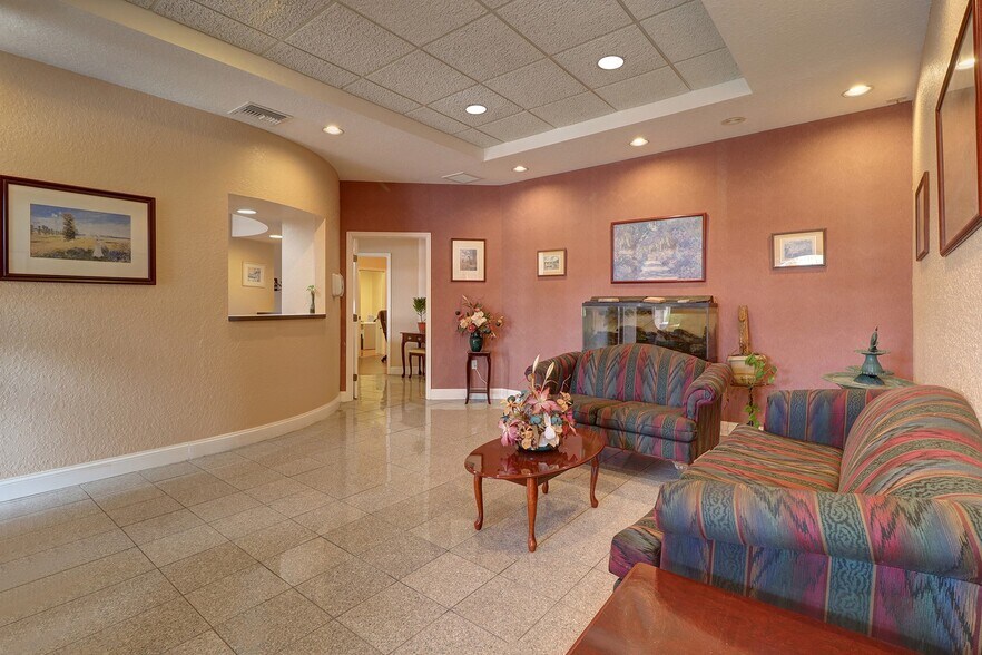 More Photos Of 5801 Main St, New Port Richey Medical For Sale