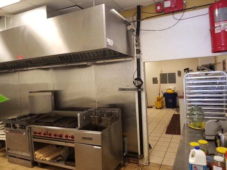 More Photos Of 343-351 State Route 34, Matawan Unknown For Lease