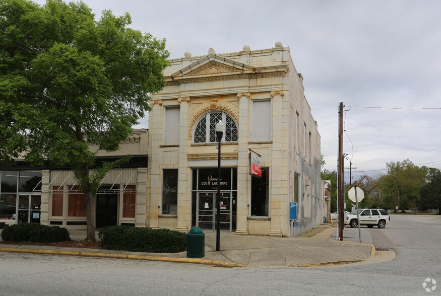 More Photos Of 534 Calhoun St, Johnston Storefront Retail Office For Sale