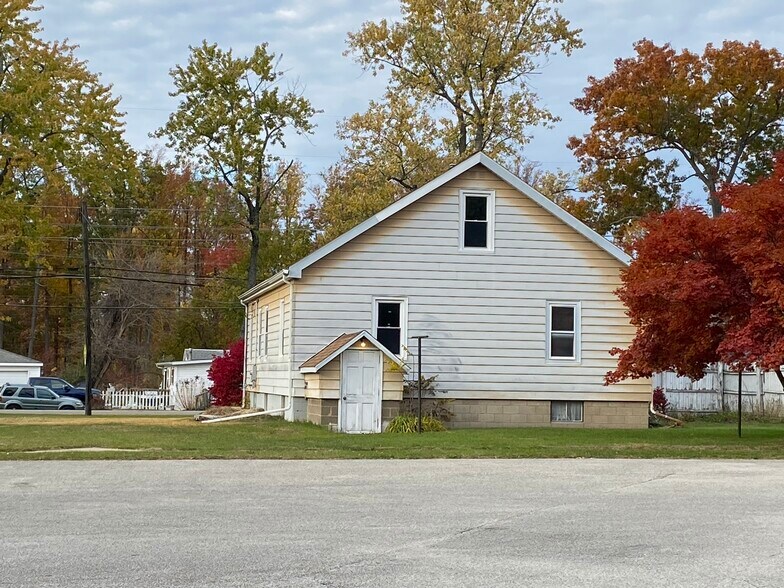 More Photos Of 4274 W Dunes Hwy, Michigan City Specialty For Sale