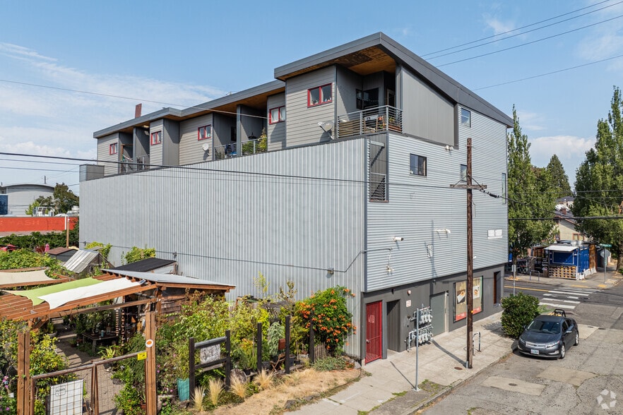 More Photos Of 2220-2236 NE Alberta St, Portland Storefront Retail Residential For Lease