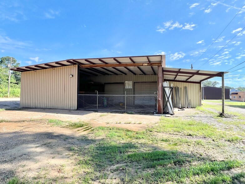 More Photos Of 11660 Highway 96, Millport Auto Repair For Lease