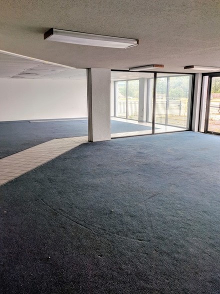 More Photos Of 3250-3270 Lincoln Hwy, Park Forest Freestanding For Sale