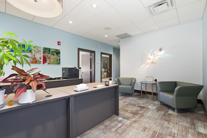 More Photos Of 3009 Washington Rd, McMurray Office For Sale