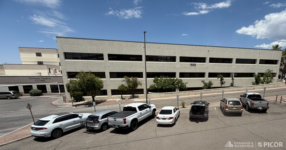 More Photos Of 1980 W Hospital Dr, Tucson Medical For Sale
