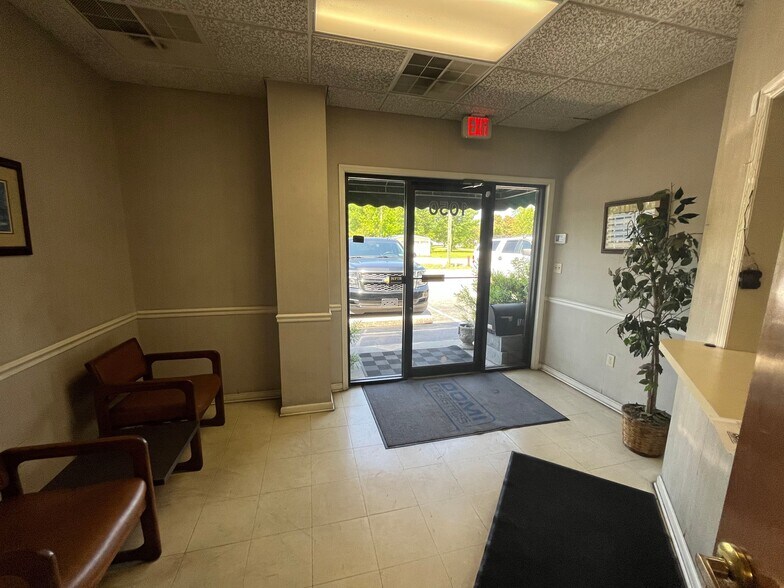 More Photos Of 1050 Crosscreek Rd, Orangeburg Warehouse For Sale