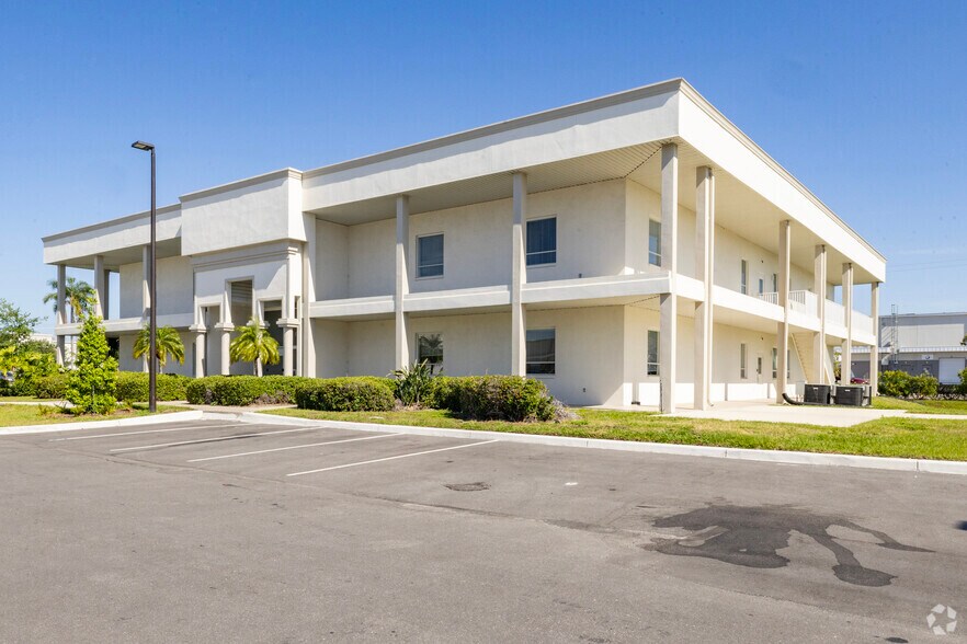 Primary Photo Of 1701 Biotech Way, Sarasota Office Residential For Sale