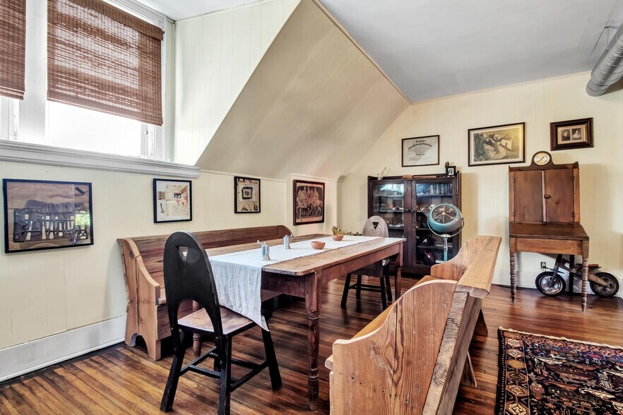 More Photos Of 212-220 Grant St, Buffalo Apartments For Lease