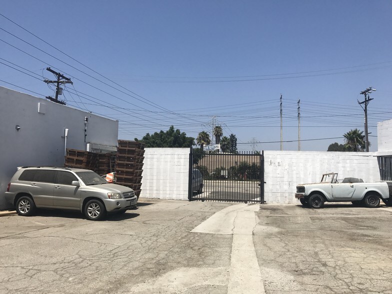 More Photos Of 560 W 182nd St, Gardena Manufacturing For Lease