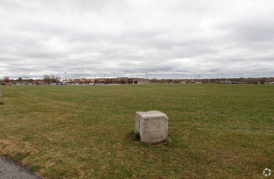 More Photos Of 3301 W Kimberly Rd, Davenport Land For Lease