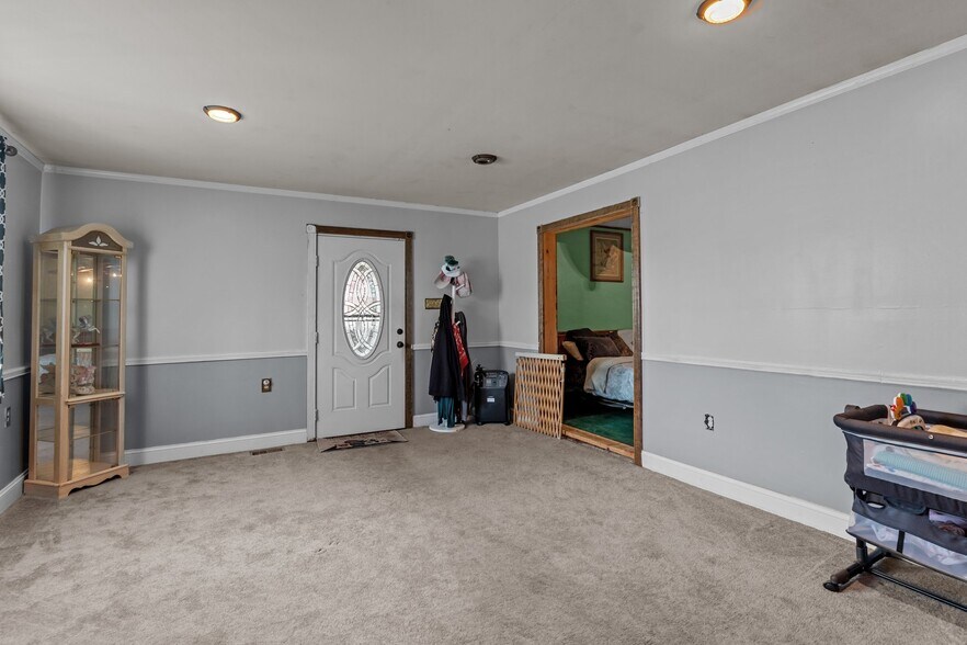 More Photos Of 670 Lincoln Hwy, Fairless Hills Office Residential For Sale