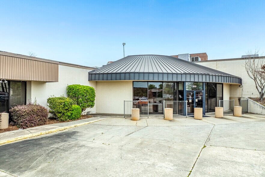 More Photos Of 1010-1012 Broughton St, Orangeburg Freestanding For Sale