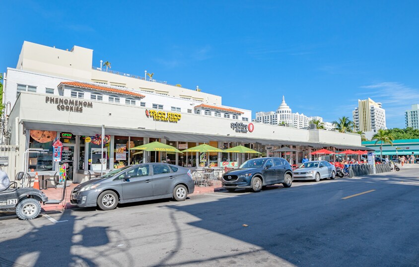 More Photos Of 1500 Washington Ave, Miami Beach Restaurant For Sale