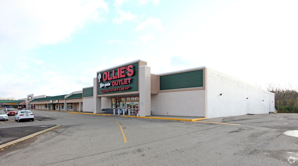 More Photos Of 1510-1608 Upper Valley Pike, Springfield Unknown For Lease