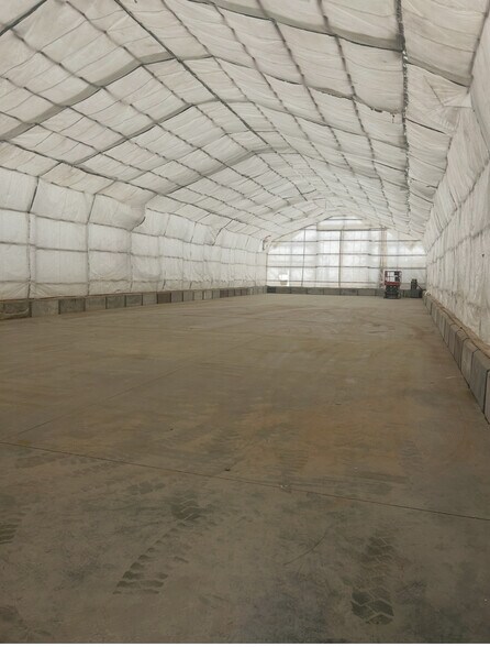 More Photos Of 11204 205th St NW, Edmonton Manufacturing For Lease