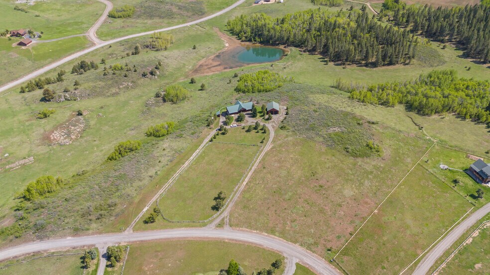 More Photos Of 1665 Whisper Ridge Rd, Ashton Hotel For Sale