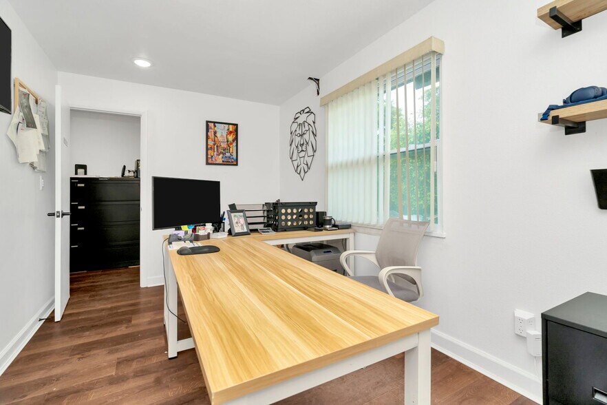 More Photos Of 5401 S Dale Mabry Hwy, Tampa Medical For Sale