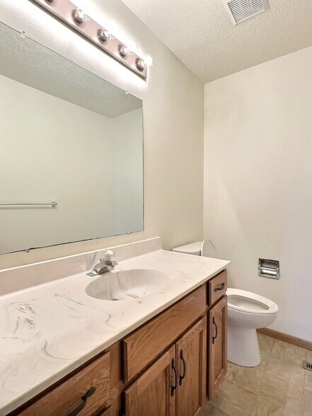 More Photos Of 2021 N Kimball St, Mitchell Apartments For Sale