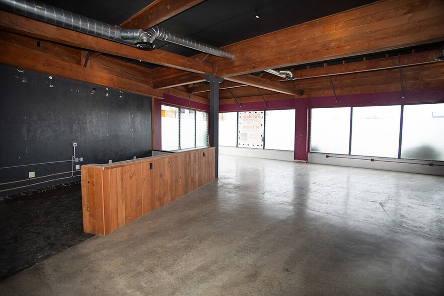 More Photos Of 2029 Broadway St, Eureka Storefront Retail Office For Sale