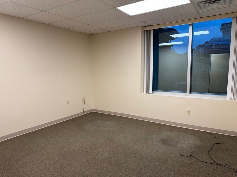 More Photos Of 200 Brush Run Rd, Delmont Office For Lease