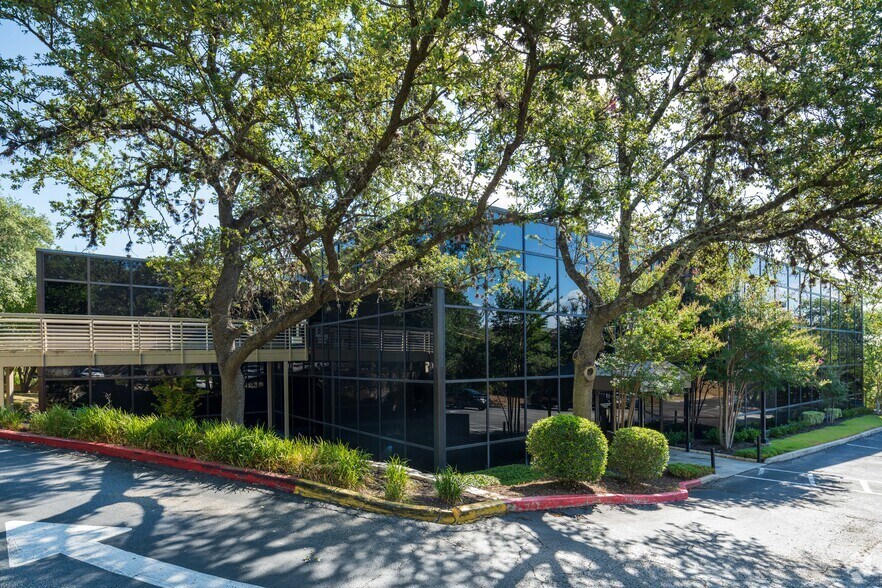 More Photos Of 3807 Spicewood Springs Rd, Austin Medical For Sale