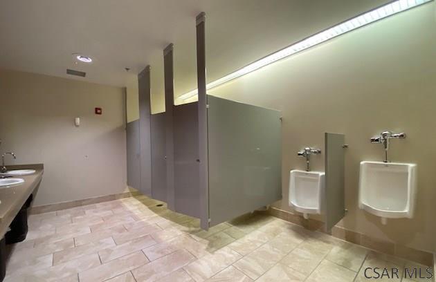 More Photos Of 1 Tech Park Dr, Johnstown Medical For Lease